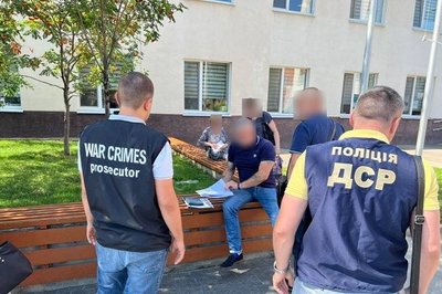 Закупив спорядження для військових утричі дорожче: керівнику Суворовської адміністрації Одеси оголосили підозру Закупив спорядження для військових утричі дорожче: керівнику Суворовської адміністрації Одеси оголосили підозру
