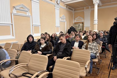 "Головне — щоб університет розвивався": у Поліському національному університеті триває передвиборча кампанія ректора "Головне — щоб університет розвивався": у Поліському національному університеті триває передвиборча кампанія ректора