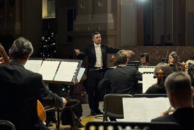Оновлений стінопис "Азовсталь", маріупольські килими: культурна добірка Оновлений стінопис "Азовсталь", маріупольські килими: культурна добірка