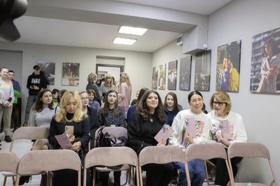 В Ірпені відкрився центр підтримки жінок "Вільна" В Ірпені відкрився центр підтримки жінок "Вільна"