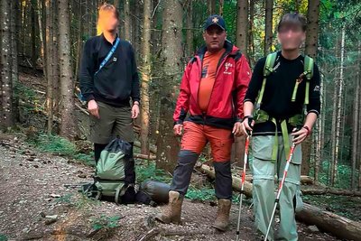 У горах рятувальники розшукали жителя Житомирщини, який заблукав з товаришем У горах рятувальники розшукали жителя Житомирщини, який заблукав з товаришем