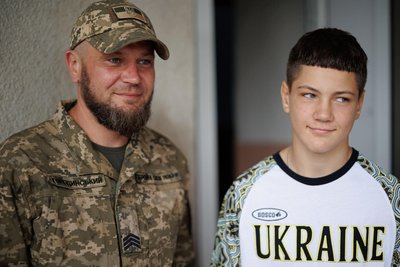 14-річного спортсмена з Вінниччини відзначили у 120-ій бригаді тероборони ЗСУ 14-річного спортсмена з Вінниччини відзначили у 120-ій бригаді тероборони ЗСУ