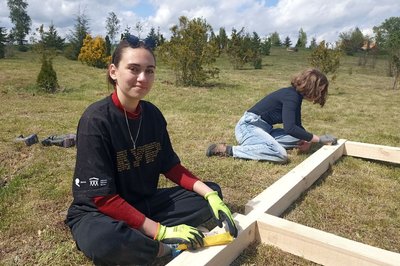 Парк пам’яті нескорених на Житомирщині: висадити дерева можуть жителі усіх регіонів України Парк пам’яті нескорених на Житомирщині: висадити дерева можуть жителі усіх регіонів України