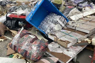 Удар по "Новій пошті" під Харковом. Експерти ідентифікували тіла п'ятьох загиблих Удар по "Новій пошті" під Харковом. Експерти ідентифікували тіла п'ятьох загиблих