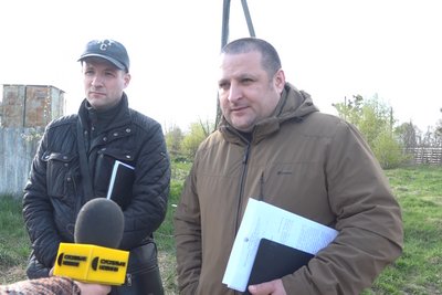Загибель корів: на держпідприємстві "Рихальське" у Житомирській області проводили слідчі дії Загибель корів: на держпідприємстві "Рихальське" у Житомирській області проводили слідчі дії
