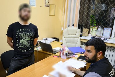 Стрілянина в машині у Миколаєві: поліція затримала громадянина Чилі Стрілянина в машині у Миколаєві: поліція затримала громадянина Чилі