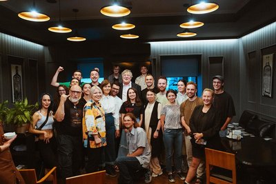 Стівен Фрай відвідав "Підпільний Стендап" і дав кілька рекомендацій українським комікам Стівен Фрай відвідав "Підпільний Стендап" і дав кілька рекомендацій українським комікам