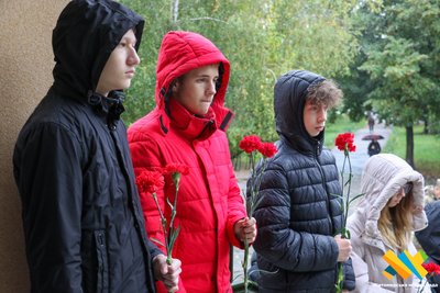 У Житомирі відкрили меморіальну дошку полеглому воїну Федору Наливайку У Житомирі відкрили меморіальну дошку полеглому воїну Федору Наливайку