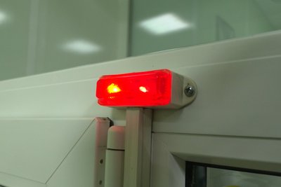 Немовля у сміттєвому контейнері: кримінальна відповідальність та безпечні альтернативи Немовля у сміттєвому контейнері: кримінальна відповідальність та безпечні альтернативи