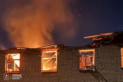 Армія РФ атакувала навчальний заклад у Сумах Армія РФ атакувала навчальний заклад у Сумах