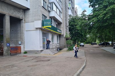 18 квартир дев'ять днів без води — чому в будинку у Житомирі не ремонтують порив труби