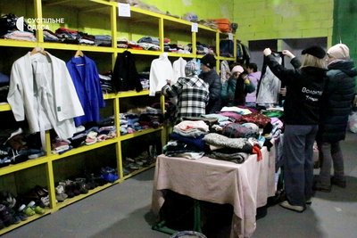 На Одещині волонтери збирають речі для переселенців На Одещині волонтери збирають речі для переселенців