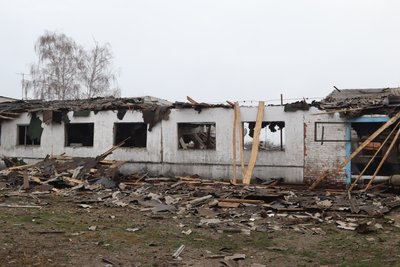 Російський дрон знищив СТО та 120 тонн сої в Охтирці Російський дрон знищив СТО та 120 тонн сої в Охтирці