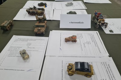 На Житомирщині відбулася виставка моделей військової техніки