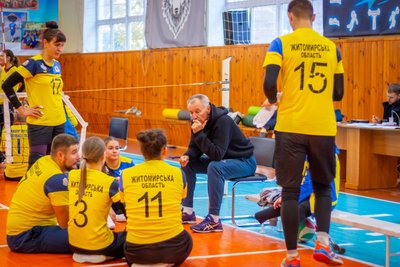 В Житомирі визначили переможців відкритого чемпіонат області з волейболу сидячи В Житомирі визначили переможців відкритого чемпіонат області з волейболу сидячи