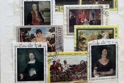 Вінницькі митники вилучили альбом з марками, які українка везла до Молдови Вінницькі митники вилучили альбом з марками, які українка везла до Молдови