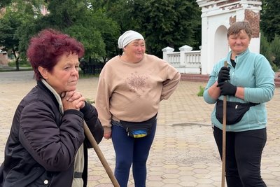 "Люди звикли до війни". Чому білопільці повертаються в місто і не хочуть евакуюватись "Люди звикли до війни". Чому білопільці повертаються в місто і не хочуть евакуюватись