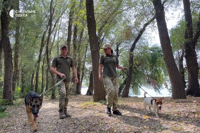 Від любові до собак — до шлюбу: в Ізмаїльському прикордонному загоні служить подружжя кінологів Від любові до собак — до шлюбу: в Ізмаїльському прикордонному загоні служить подружжя кінологів