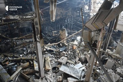 "Підприємство повністю знищене": наслідки атаки РФ на автосалон в Одесі