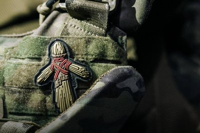Шеврон одного з бійців бригади "Ахіллес" Шеврон одного з бійців бригади "Ахіллес"