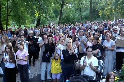 На Житомирщині відкрили скульптурну композицію Кузьмі Скрябіну На Житомирщині відкрили скульптурну композицію Кузьмі Скрябіну