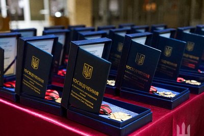 Головнокомандувач ЗСУ нагородив воїнів житомирської 95 бригади Головнокомандувач ЗСУ нагородив воїнів житомирської 95 бригади