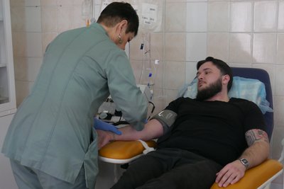Потрібна кров всіх груп та резусів: у Житомирі знову шукають донорів Потрібна кров всіх груп та резусів: у Житомирі знову шукають донорів