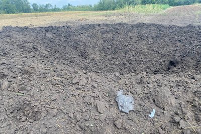 Влучання у підприємство та пошкоджені будинки: наслідки ракетної атаки на Вінниччині Влучання у підприємство та пошкоджені будинки: наслідки ракетної атаки на Вінниччині