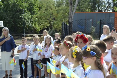 В Одесі відкрили мурал "У напрямку до мрії" в ліцеї №56 В Одесі відкрили мурал "У напрямку до мрії" в ліцеї №56