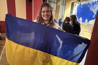 68 тисяч гривень для ЗСУ зібрала молодь Малина на Житомирщині під час благодійної вистави 68 тисяч гривень для ЗСУ зібрала молодь Малина на Житомирщині під час благодійної вистави