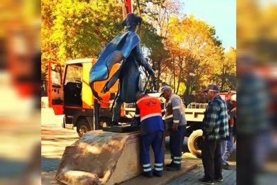 Остаточне прощавай? УІНП рекомендує демонтувати постамент колишнього пам’ятника Фалєєву в Миколаєві Остаточне прощавай? УІНП рекомендує демонтувати постамент колишнього пам’ятника Фалєєву в Миколаєві