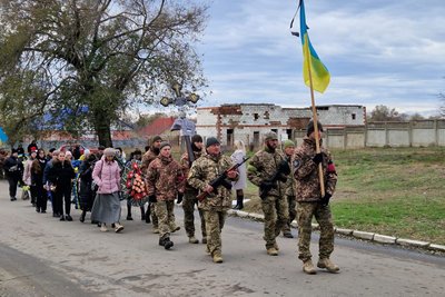 В Одеській області прощалися з військовим, який загинув під час наступу на Донеччині В Одеській області прощалися з військовим, який загинув під час наступу на Донеччині
