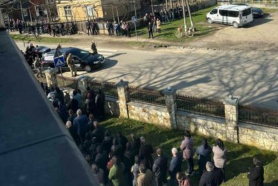 На Закарпатті попрощалися з полеглим воїном Михайлом Любкою На Закарпатті попрощалися з полеглим воїном Михайлом Любкою