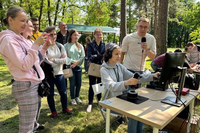 Польоти на авіасимуляторах і керування дронами: в Житомирі представили профорієнтаційний проект Польоти на авіасимуляторах і керування дронами: в Житомирі представили профорієнтаційний проект