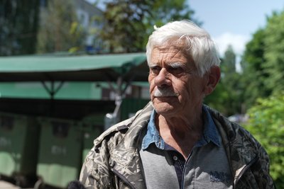Війна за сміття у Житомирі — хто має прибирати територію на Покровській та що кажуть місцеві жителі Війна за сміття у Житомирі — хто має прибирати територію на Покровській та що кажуть місцеві жителі