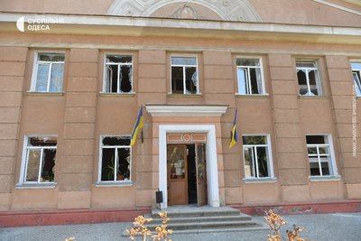 Унаслідок обстрілу РФ пошкоджено будівлі Суспільне Одеса, одна з них зруйнована Унаслідок обстрілу РФ пошкоджено будівлі Суспільне Одеса, одна з них зруйнована