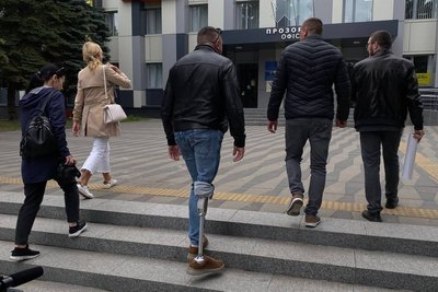У Житомирі облаштують безбар'єрний простір для маломобільних людей У Житомирі облаштують безбар'єрний простір для маломобільних людей