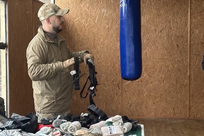 У громаді на Житомирщині провели базовий військовий вишкіл для цивільних У громаді на Житомирщині провели базовий військовий вишкіл для цивільних
