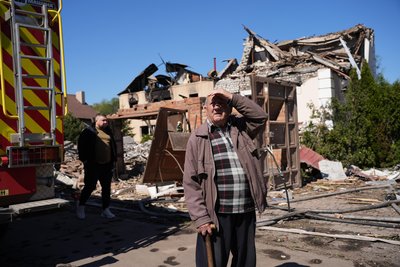наслідки обстрілу мікрорайону Велика Данилівка у Харкові наслідки обстрілу мікрорайону Велика Данилівка у Харкові