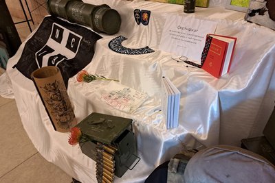 У Житомирі проходить благодійний бал "Дотик", на якому збирають гроші на ЗСУ У Житомирі проходить благодійний бал "Дотик", на якому збирають гроші на ЗСУ