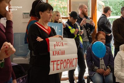 В Одесі відбулася акція маріупольців проти "референдуму" на окупованих територіях В Одесі відбулася акція маріупольців проти "референдуму" на окупованих територіях