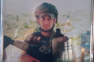 Тіло упізнали за старим пораненням: у Хмельницькому поховали загиблого бійця Антона Борисова Тіло упізнали за старим пораненням: у Хмельницькому поховали загиблого бійця Антона Борисова