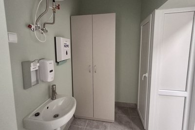 Санвузол в оновленому інфекційному відділенні, Валки, 13 травня 2026 року Санвузол в оновленому інфекційному відділенні, Валки, 13 травня 2026 року