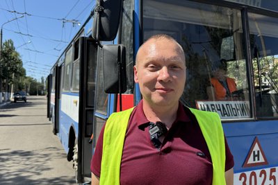 "Вчимося з азів": як у Миколаєві відбувається навчання водіїв тролейбусів "Вчимося з азів": як у Миколаєві відбувається навчання водіїв тролейбусів