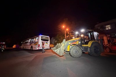 В Одесі російський безпілотник влучив у багатоповерхівку: сталася пожежа В Одесі російський безпілотник влучив у багатоповерхівку: сталася пожежа