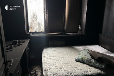 "Слава Богу, вони вчасно поїхали": мешканці пошкодженого будинку в Чорноморську про атаку РФ "Слава Богу, вони вчасно поїхали": мешканці пошкодженого будинку в Чорноморську про атаку РФ