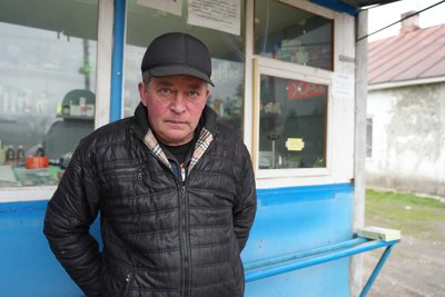 "Попросились — так і живемо вже рік". Як облаштувався в Кириківці переселенець з Великої Писарівки "Попросились — так і живемо вже рік". Як облаштувався в Кириківці переселенець з Великої Писарівки