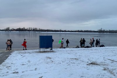 Занурення у Дніпро на Водохреще Занурення у Дніпро на Водохреще
