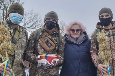 Волонтерка Наталя Журбенко Волонтерка Наталя Журбенко