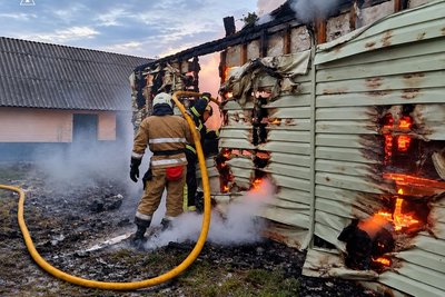 Пожежа у приватному обійсті у Звягельському районі: загинув чоловік Пожежа у приватному обійсті у Звягельському районі: загинув чоловік